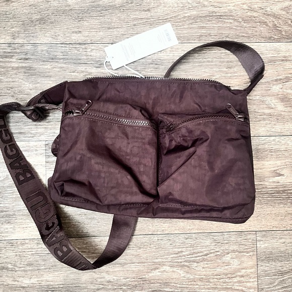 Baggu medium chocolate plum cargo NWT - Picture 2 of 2